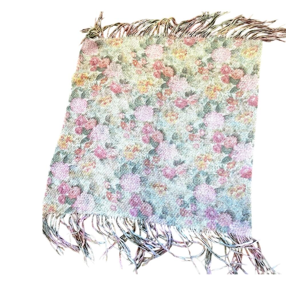 Vintage Floral Throw Blanket White W/Pink & Green Floral Pattern Fringe 48 X 48